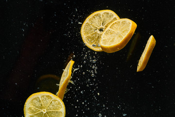 Yellow lemon slices