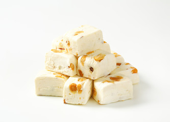 Poster - White soft nougat cubes