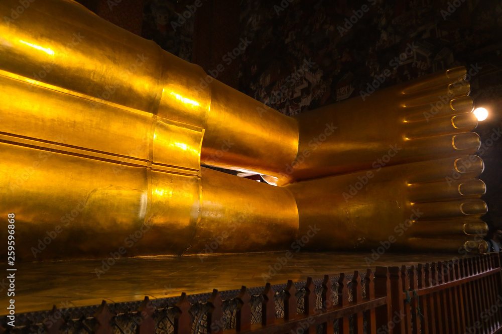 Wat Pho ( Temple of the Reclining Buddha), or Wat Phra Chetuphon, is ...