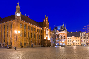 Wall Mural - Beautiful architecture of the old town in Torun at dusk, Poland.