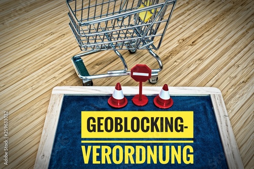 Einkaufswagen Und Tafel Mit Geoblocking Verordnung In Englisch