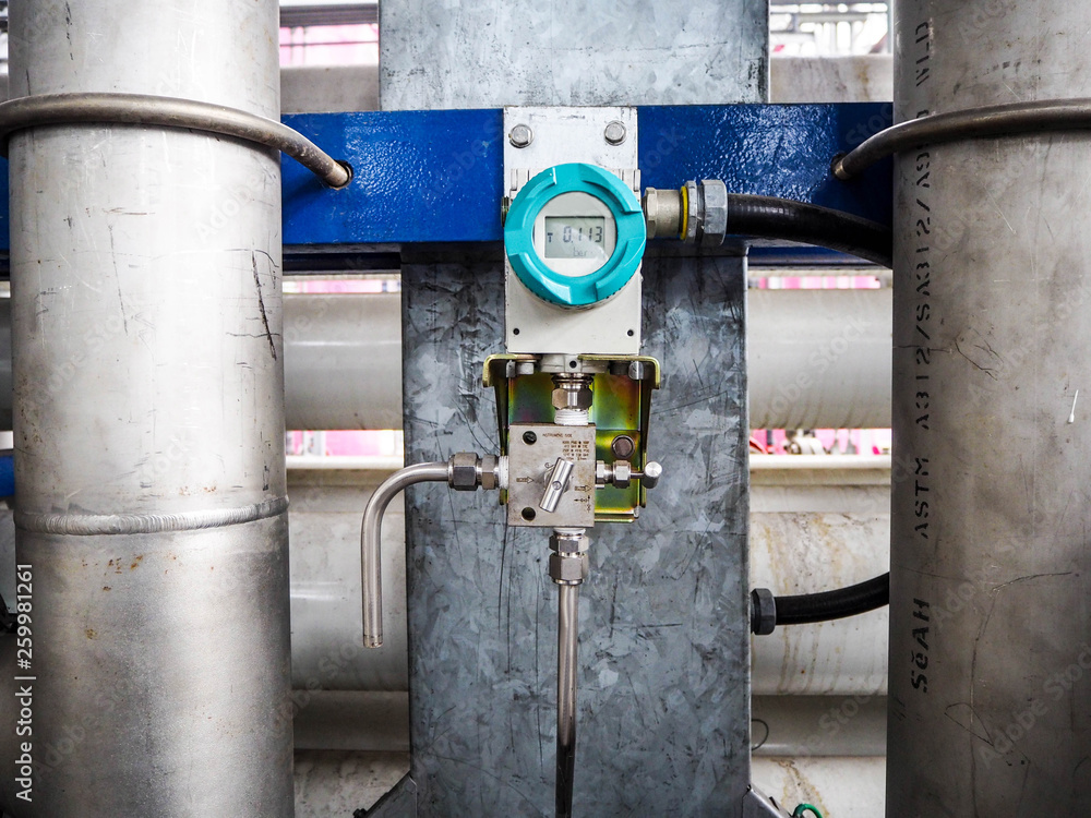 Condensor Monitoring System Pressure transmitter of condensor systems in Combined-Cycle Co ...