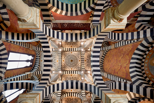 Cuadros en Lienzo Rocchetta Mattei, Bologna, Italy. The chapel