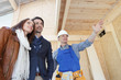 © alotofpeople - Foreman shows new house