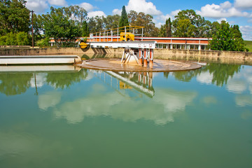 circular water treatment primary clarifier