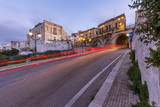 Fototapeta Miasto - Lichtspuren in der Stadt, Italien