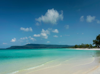 Wall Mural - long beach in tropical paradise koh rong island cambodia