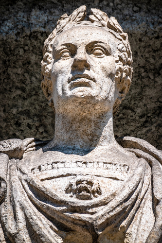 Fotomural historic statue of an italian imperator