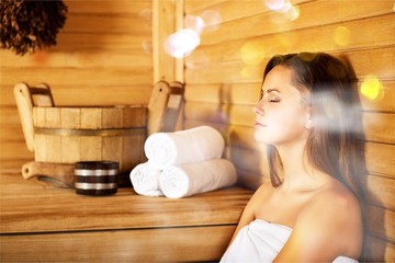 Canvas Print - Young woman relaxing in spa.Healthcare and beauty