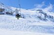 © bru greg - télésiège sur les montagnes enneigées de Flaine en haute savoie