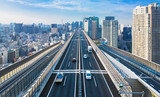 都市と高速道路