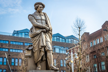 Wall Mural - Rembrandt monument on Rembrandtplein in Amsterdam, Netherlands