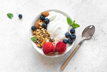 Granola With Yogurt And Berries