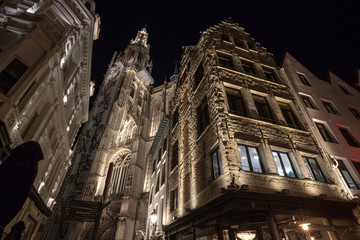 Wall Mural - old town antwerp belgium in the evening