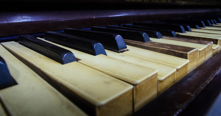 Old piano