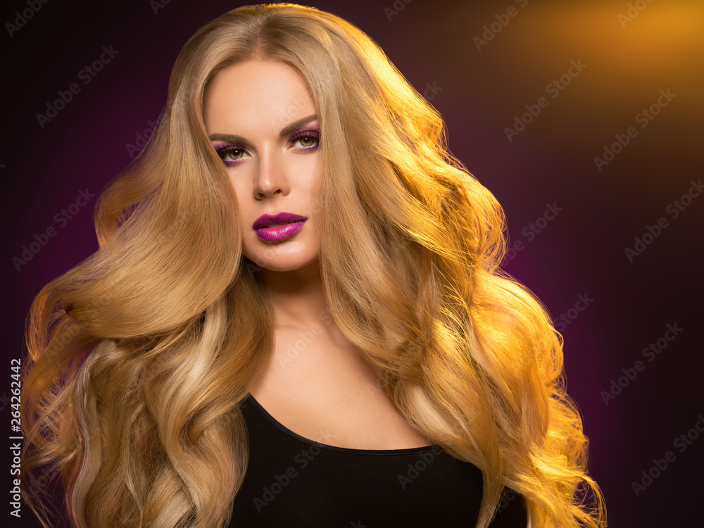 Beautiful blonde hair woman beauty makeup long healthy harstyle model - obrazy, fototapety, plakaty 