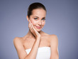 © Utkamandarinka - Beauty skin care woman face healthy skin natural makeup happy model