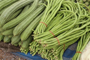 Poster - Long beans at market