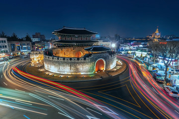 Wall Mural - SUWON, SOUTH KOREA - 03 March 2019:  The entrance to the Janganmun Gate at Hwaseong Fort in Suwon, South Korea