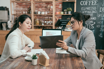 Wall Mural - Group of business people meeting in cafe shop.