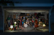 © Mint Images - Band playing in garage