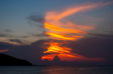 Wall Mural -  Sunset time and Sky Above the Sea