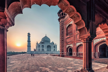 taj mahal in sunrise light, agra, india