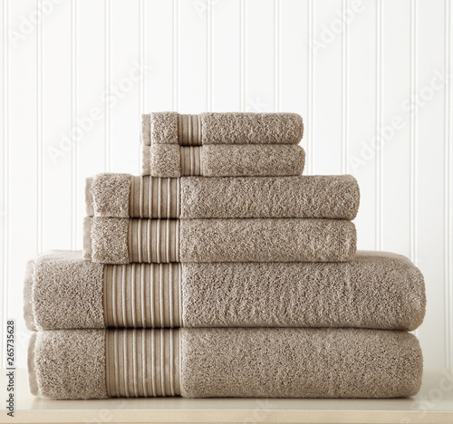 Fotografía Cotton terry towel set. Dobby border towel set
