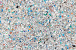 Oberfläche aus recycelten Kunststoff-Pellets