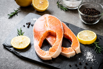 Canvas Print - fresh raw salmon fillet steak