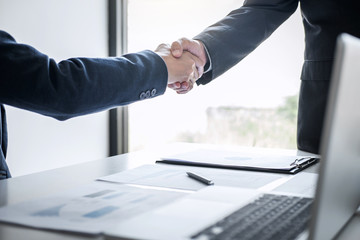 Aufkleber - Meeting and greeting concept, Two confident Business handshake and business people after discussing good deal of Trading contract and new projects for both companies, success, partnership, co worker