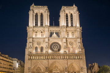 Wall Mural - Notre Dame de Paris