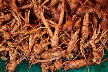 Wall Mural - Ginseng root at Chinese herbal medicine market 