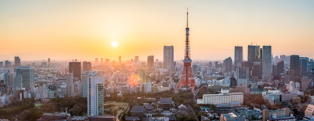 Fototapete - Tokyo skyline Panorama bei Sonnenuntergang, Japan