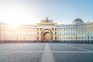 Wall Mural - Palastplatz & Generalstabsgebäude in Sankt Petersburg, Russland