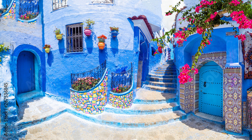 Fotografía Amazing street and architecture of Chefchaouen, Morocco, North Africa