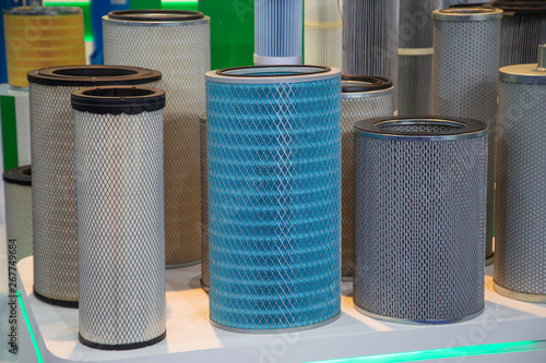 Fotografía Close-up various diameters and types of industrial filter product