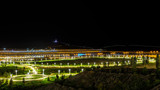 Fototapeta Zwierzęta - Ashgabat, Turkmenistan, cityline panorama seen from the Wedding Palace