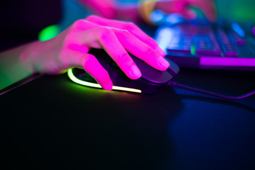 cyber sport gamer click mouse