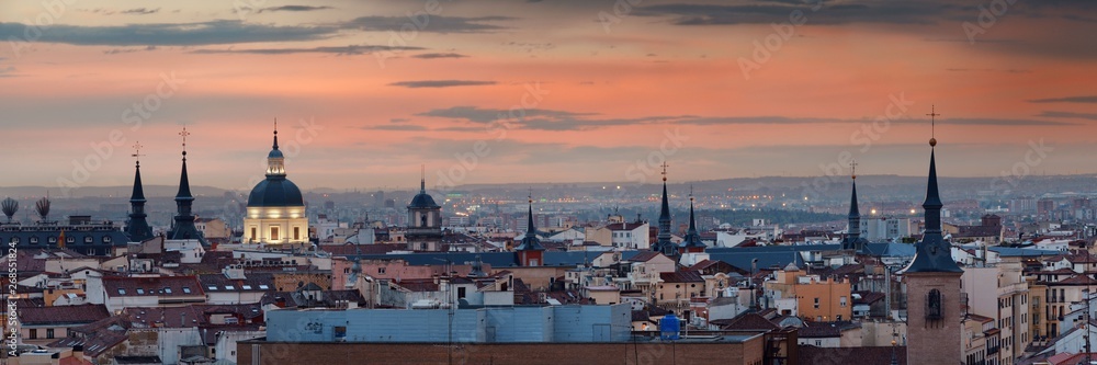 Obraz na płótnie Madrid rooftop sunset view w salonie