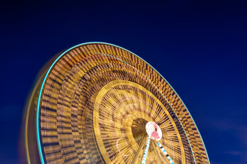 Wall Mural - Ferris wheel long exposure with twilight sky