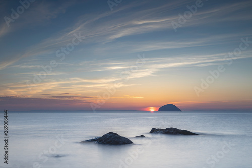 Fotomural south ayrshire, seascape, island, firth of clyde, ailsa craig, background, beach