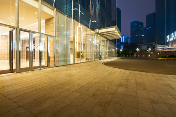 Leinwandbilder - Shopping mall building at night, Chongqing Financial City, China