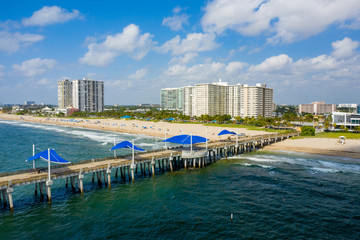 Fototapete - Aerial photo of Pompano Beach FL summer scene