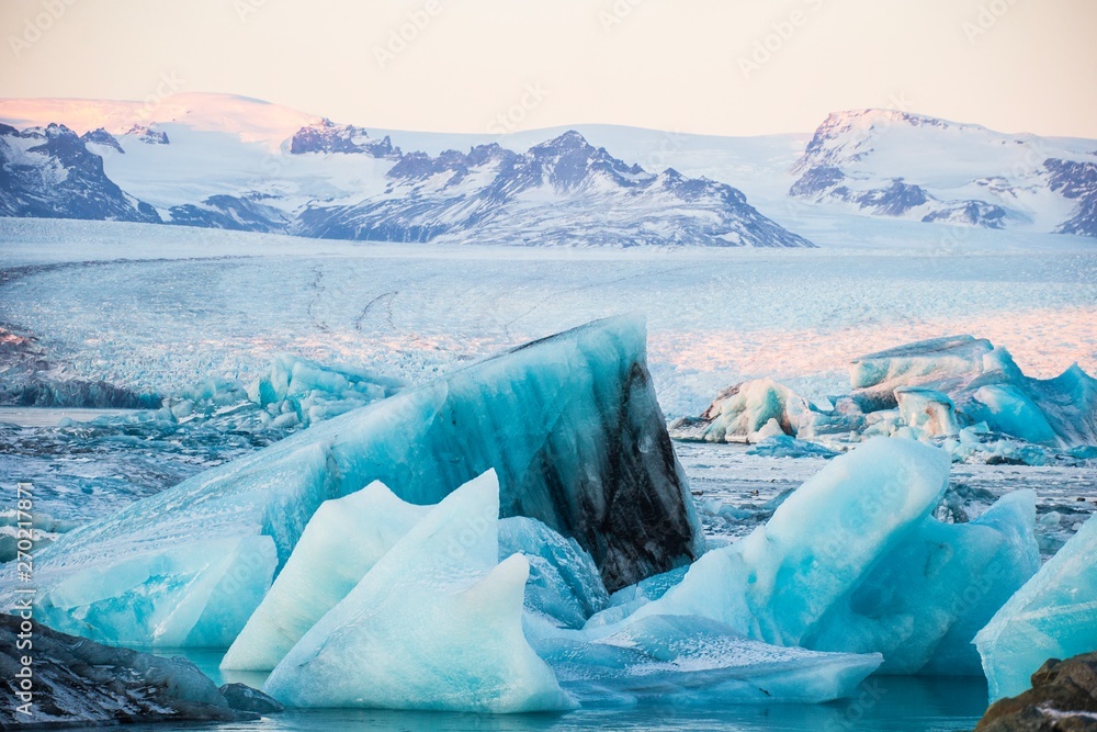 Icebergs at the Jökulsárlón Glacier Lagoon, Iceland, Europe - obrazy, fototapety, plakaty 