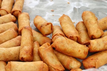 Canvas Print - spring rolls at street food