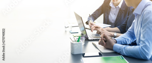 Fotografía Professional business team working together at desk