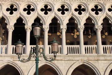 Canvas Print - Arches of Doge Palace in Venice, Italy