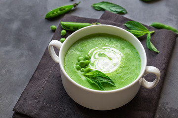 Poster - Green pea and mint soup