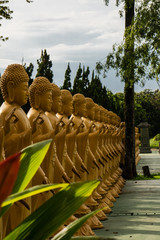 Wall Mural - Estatuas e simbolos religiosos budistas em Foz do Iguaçu, Brasil